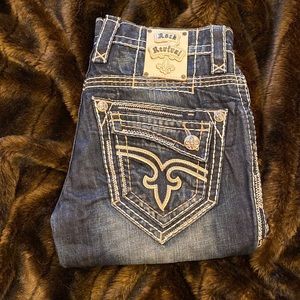 Rock Revival Slim Straight Jasper Jeans well taken care of perfect condition